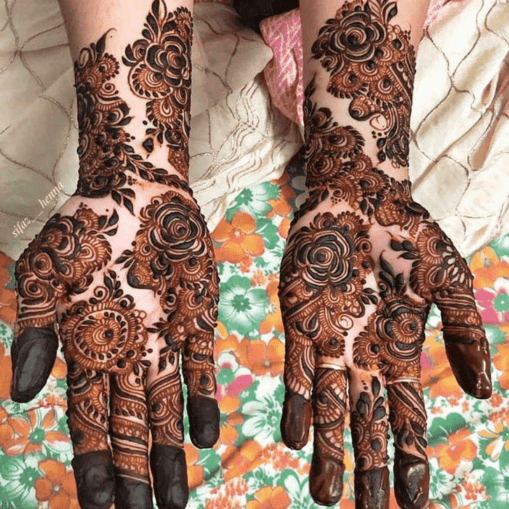 Ravishing Friends Henna Design