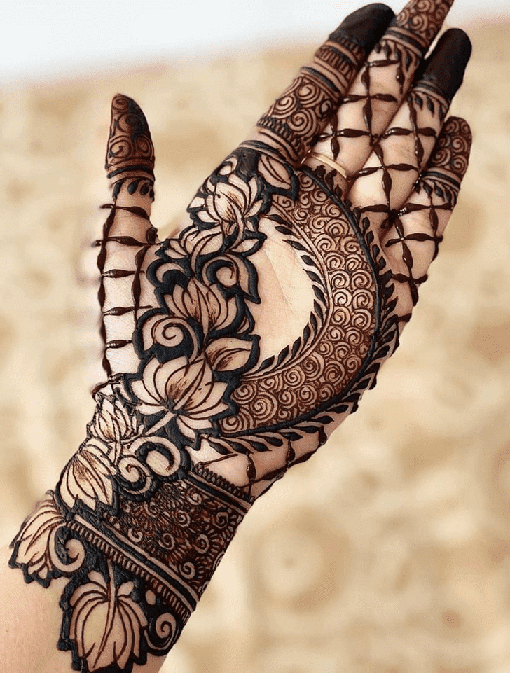Enthralling Friendship Day Henna Design
