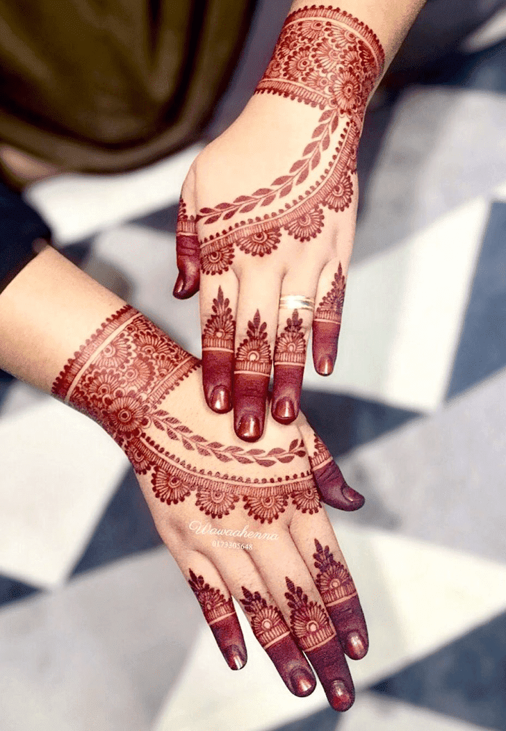 Exquisite Friendship Day Henna Design