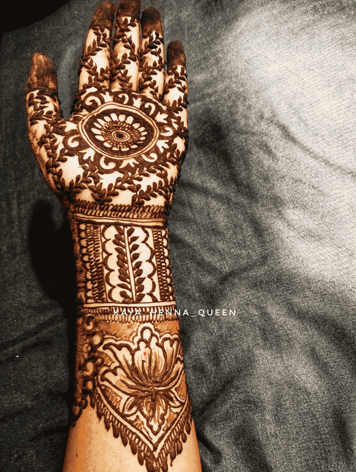 Bewitching Front Hand Henna Design