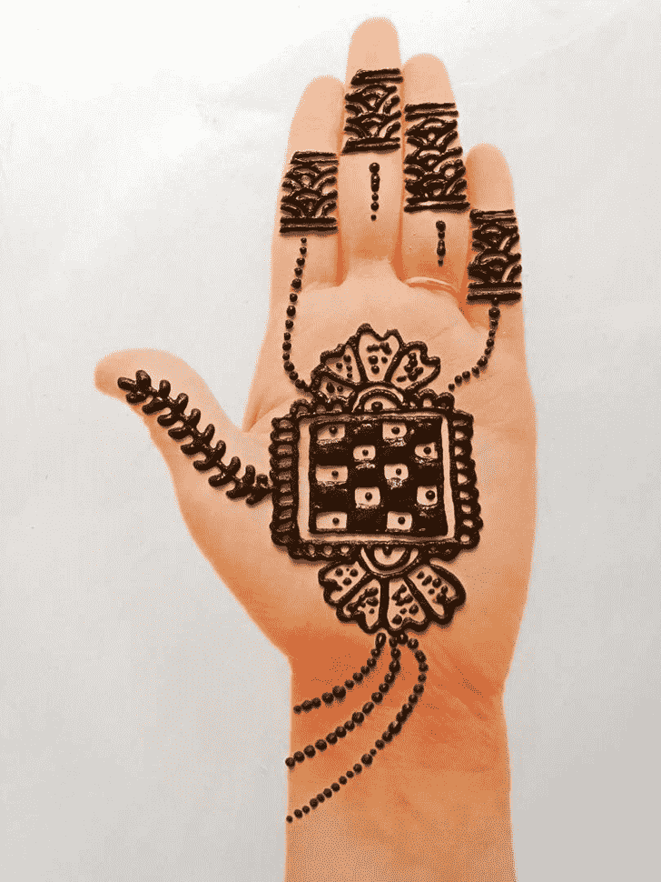 Elegant Front Hand Henna Design