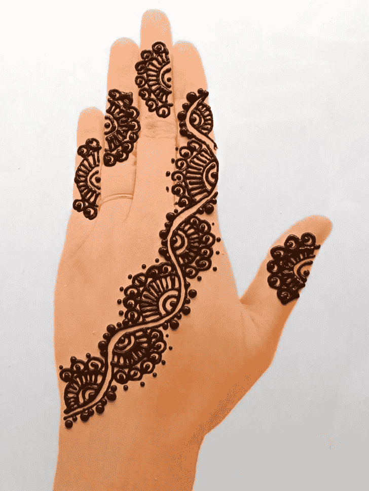 Exquisite Front Hand Henna Design