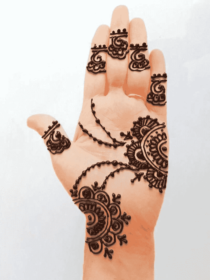 Resplendent Front Hand Henna Design