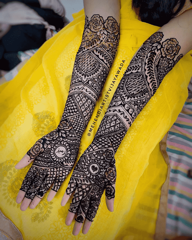 Comely Full Hand Henna Design