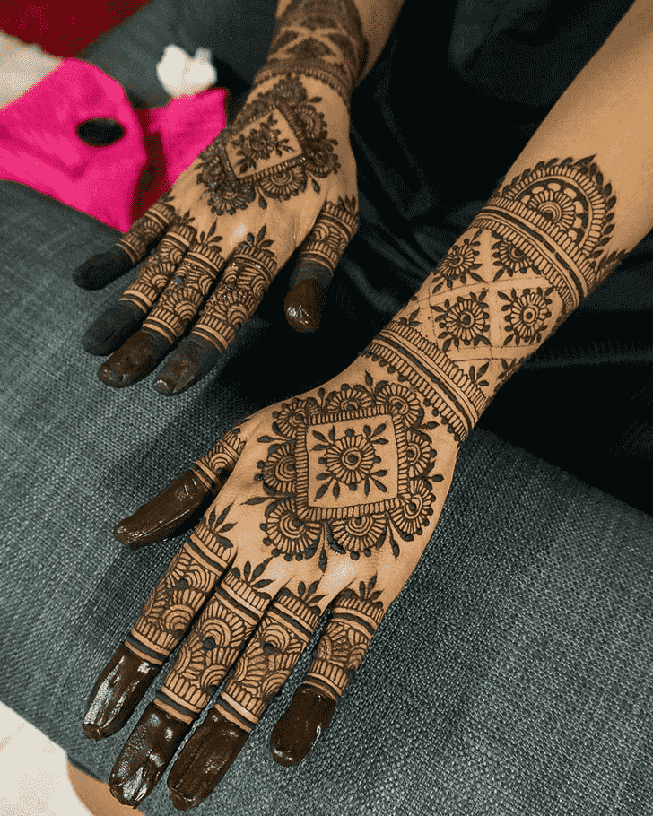 Fetching Full Hand Henna Design