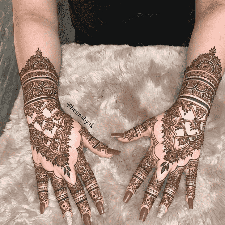 Magnetic Full Hand Henna Design