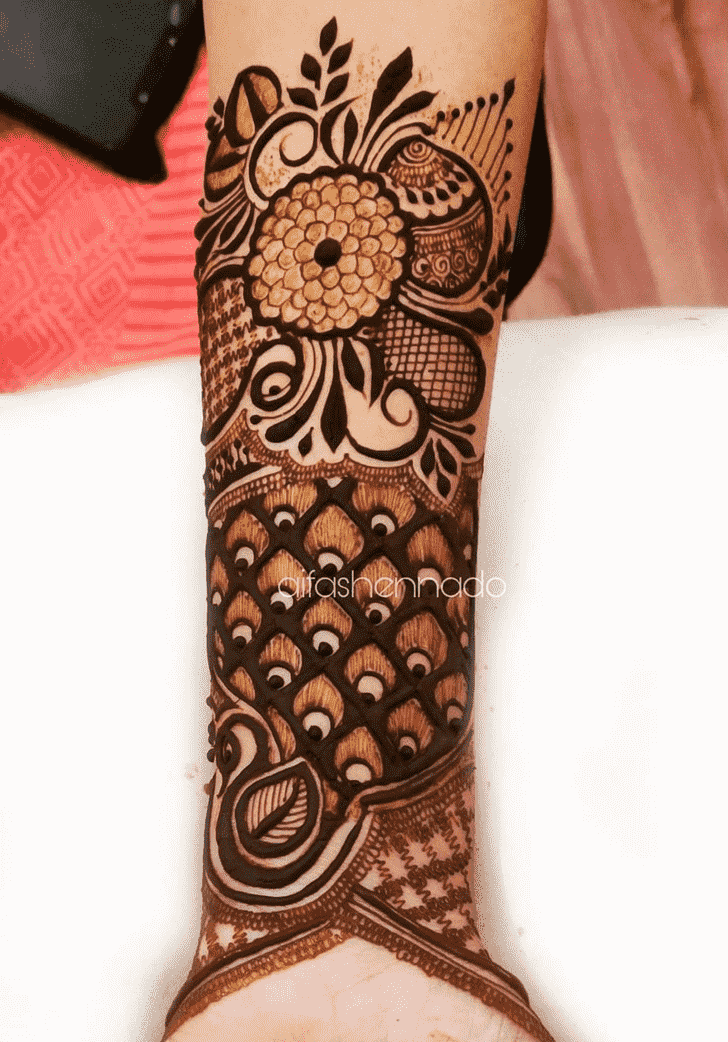 Magnificent Gandhinagar Henna Design