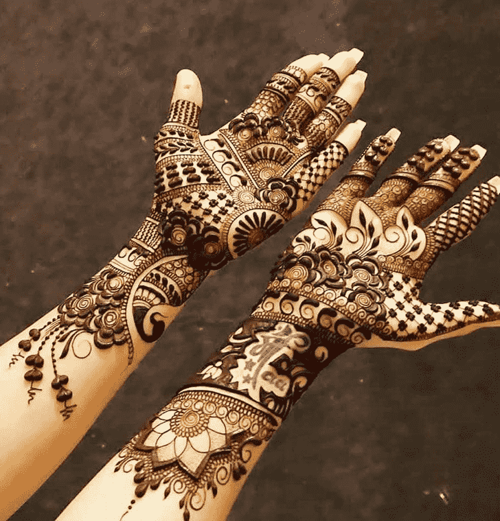 Shapely Gandhinagar Henna Design