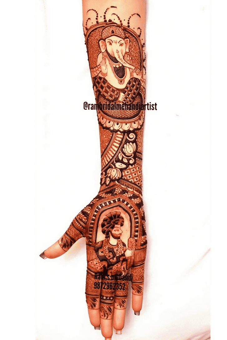 Bewitching Ganesh Chaturthi Henna Design