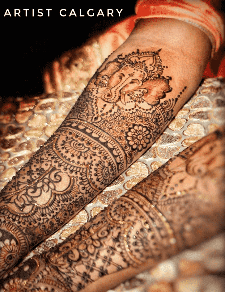 Delicate Ganesh Chaturthi Henna Design