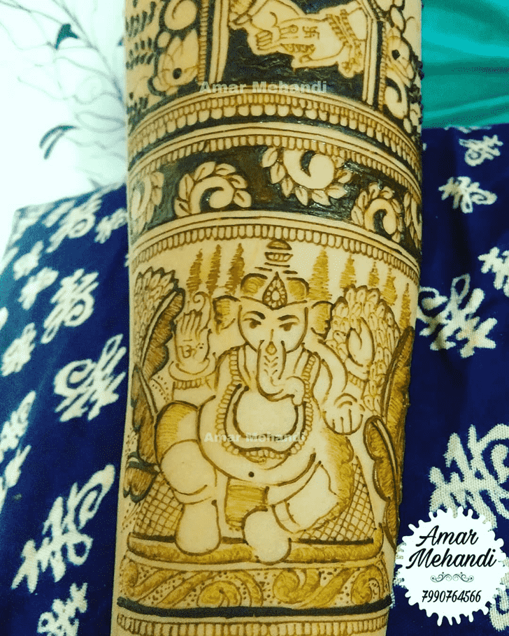 Enticing Ganesh Chaturthi Henna Design