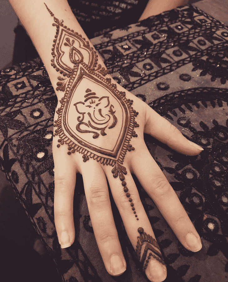 Bewitching Ganesh Henna Design