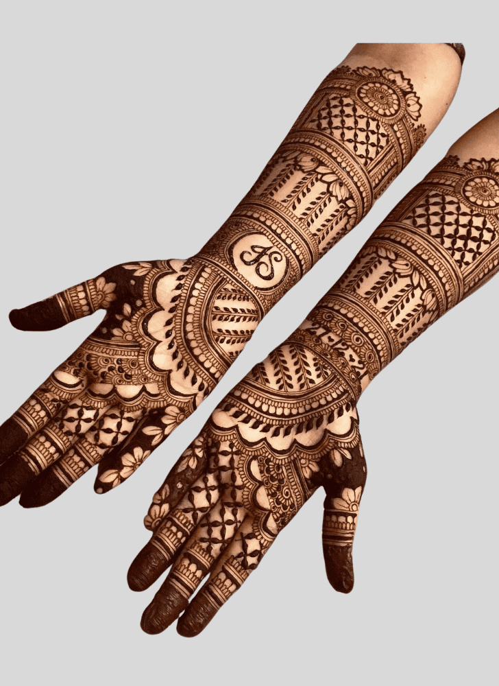 Mesmeric Gangaur Henna Design