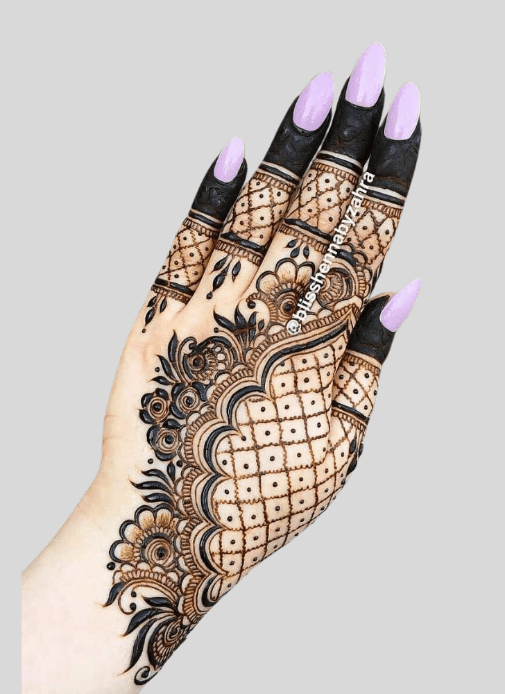 Splendid Gangaur Henna Design