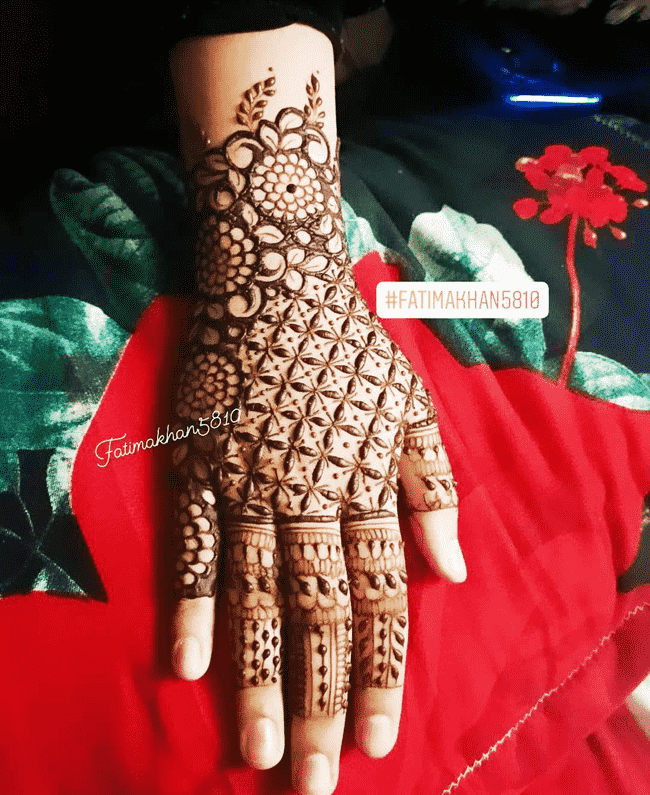 Comely Gangtok Henna Design