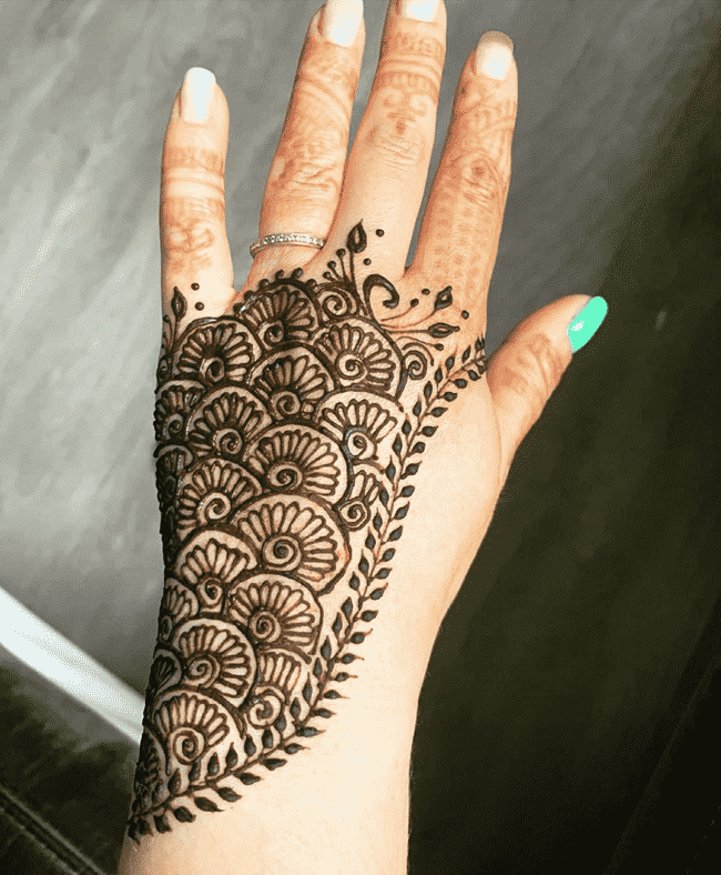 Inviting Gangtok Henna Design