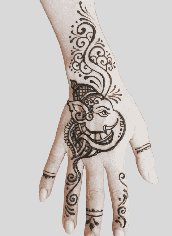 Enticing Ganpati Henna design