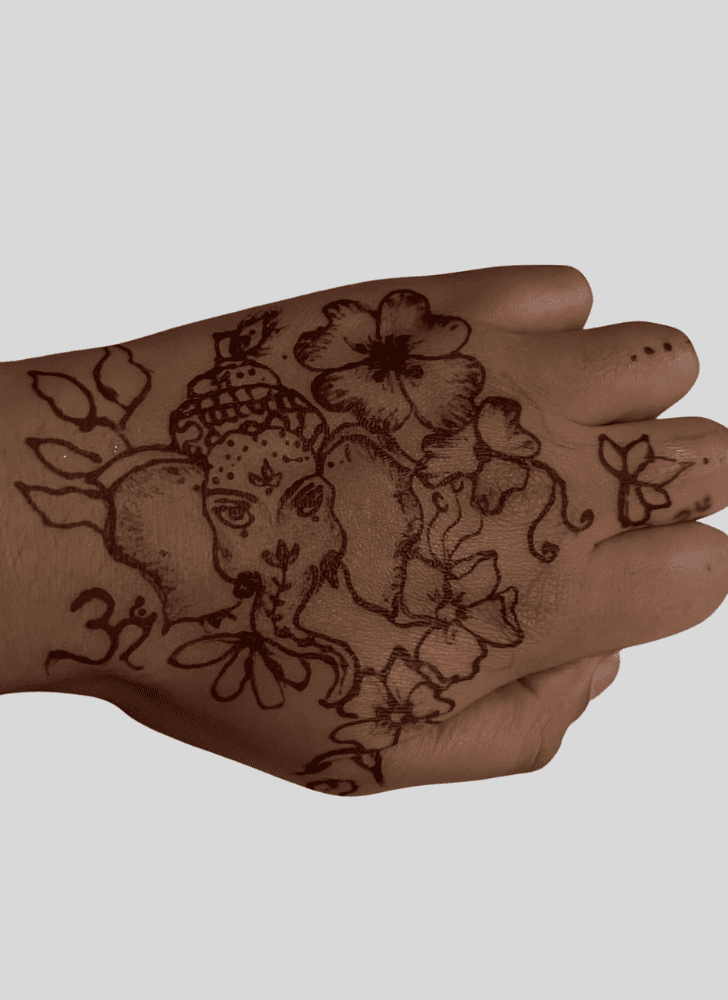 Fascinating Ganpati Henna design