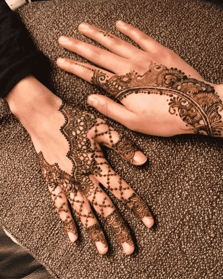 Captivating Gazipur Henna Design