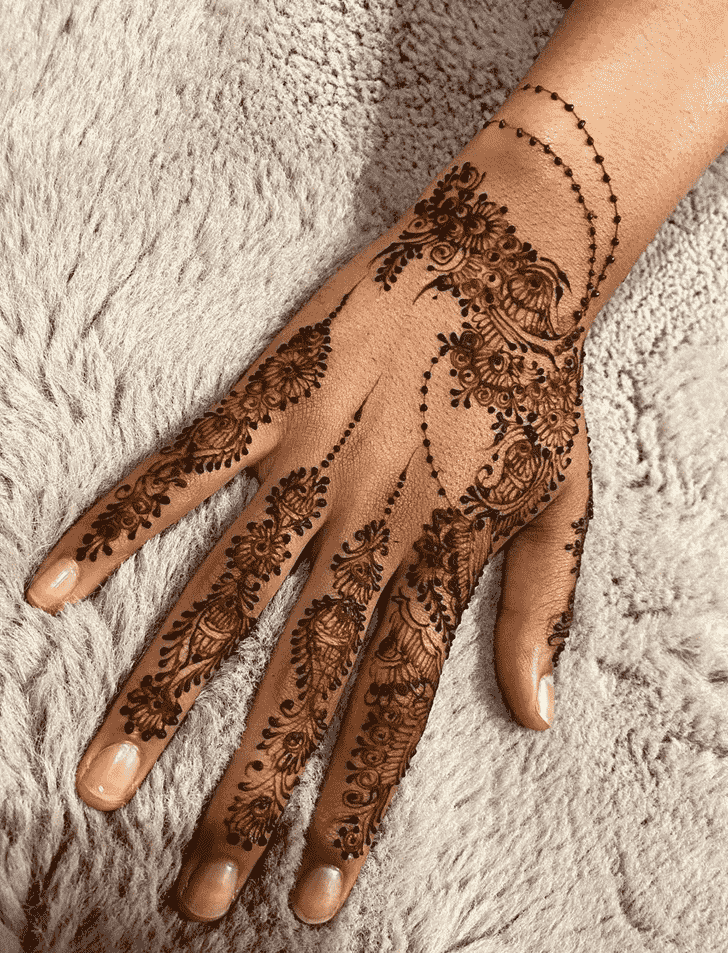 Elegant Gazipur Henna Design