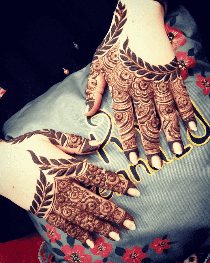 Comely Ghaziabad Henna Design