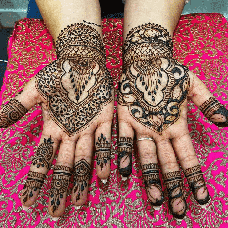 Magnificent Ghaziabad Henna Design