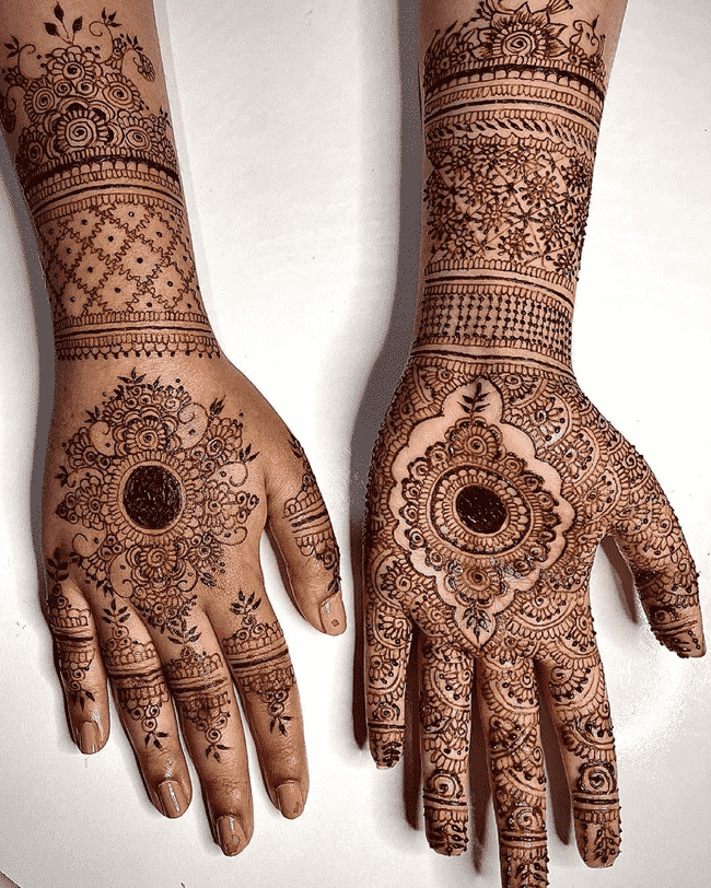 Captivating Ghazni Henna Design
