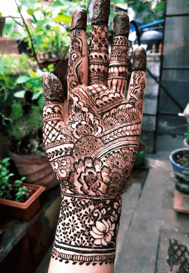 Superb Ghazni Henna Design