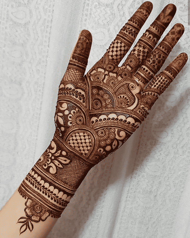 Latest And Trending 'Mehendi' Designs, Fasting Ladies Can Flaunt On Karwa  Chauth 2021