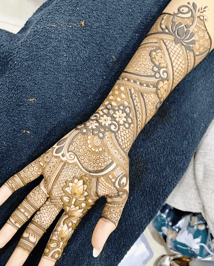 Exquisite Graceful Full Arm  Henna Design