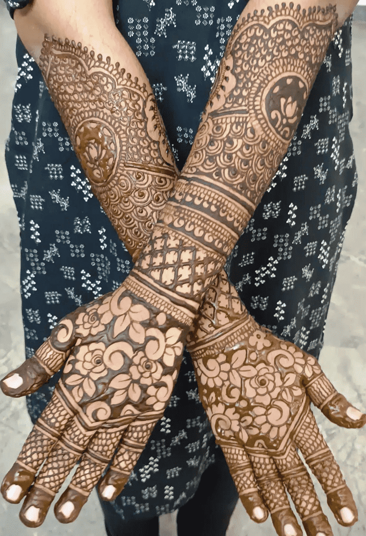 Delightful Graceful Henna Design