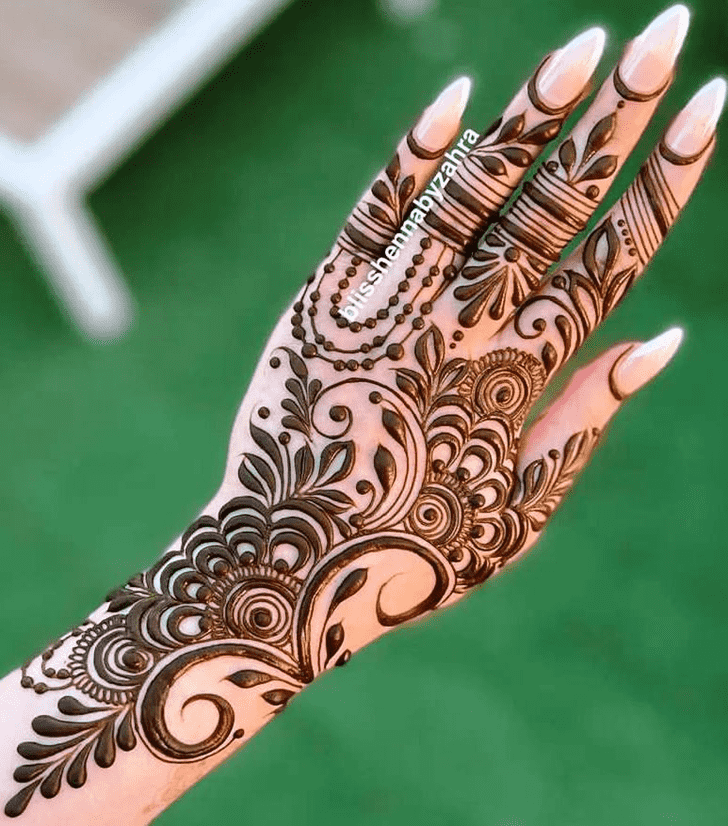 Excellent Graceful Henna Design