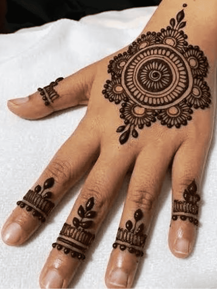 Nice Graceful Henna Design
