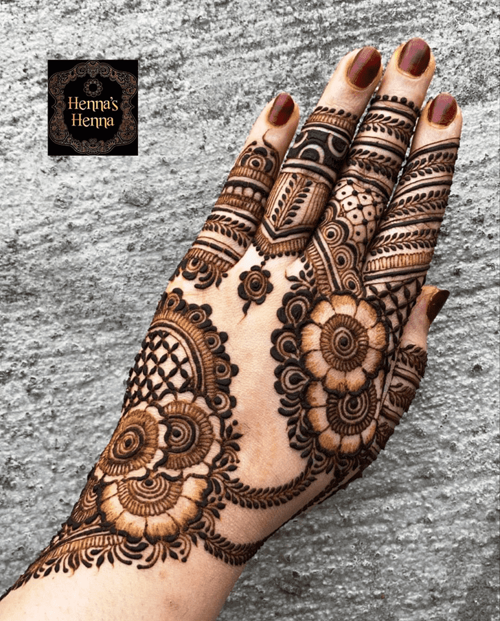 Gorgeous Gujarati Henna Design