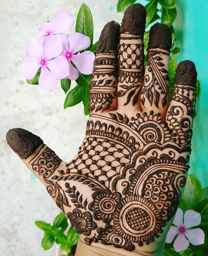 Magnificent Gujarati Henna Design