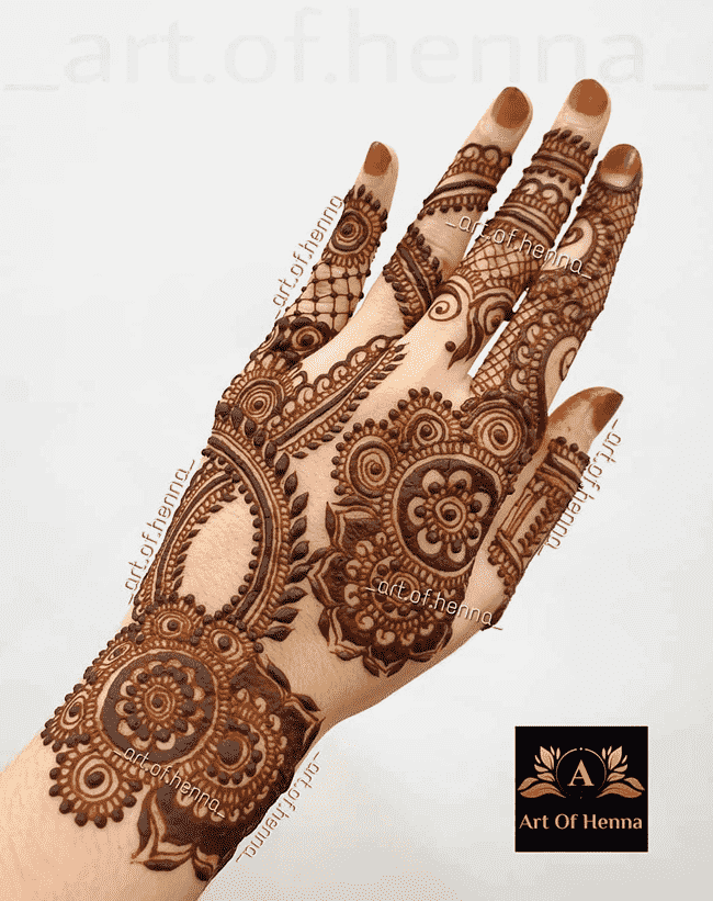 Delightful Gujranwala Henna Design