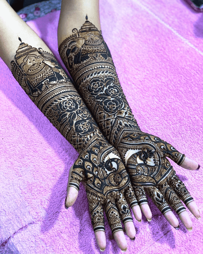 Magnificent Gujranwala Henna Design