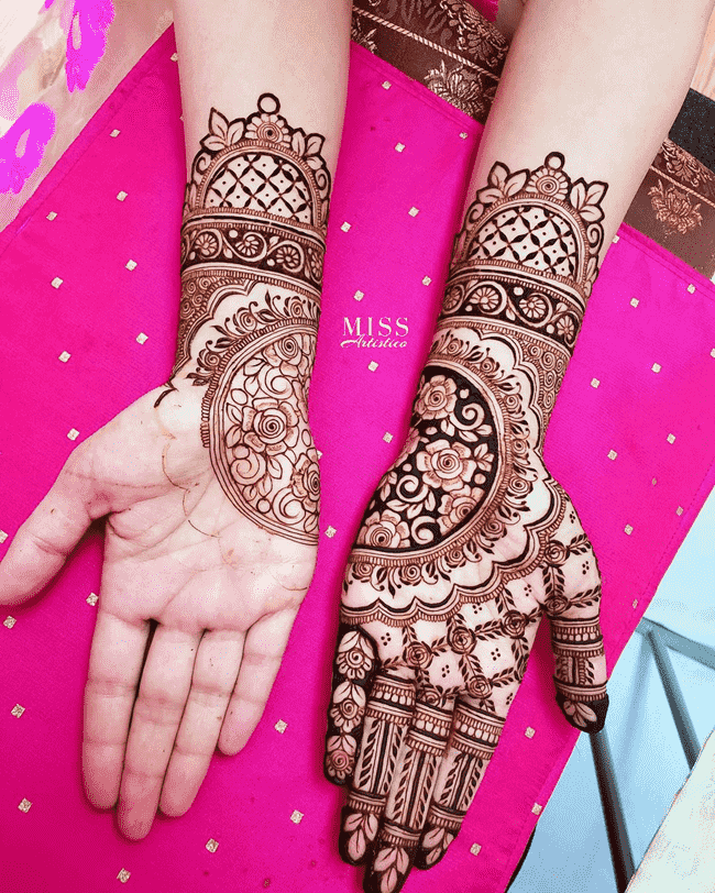 Pleasing Gujranwala Henna Design