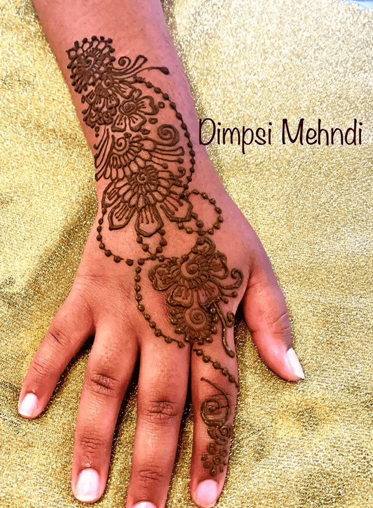 Charming Gulmarg Henna Design
