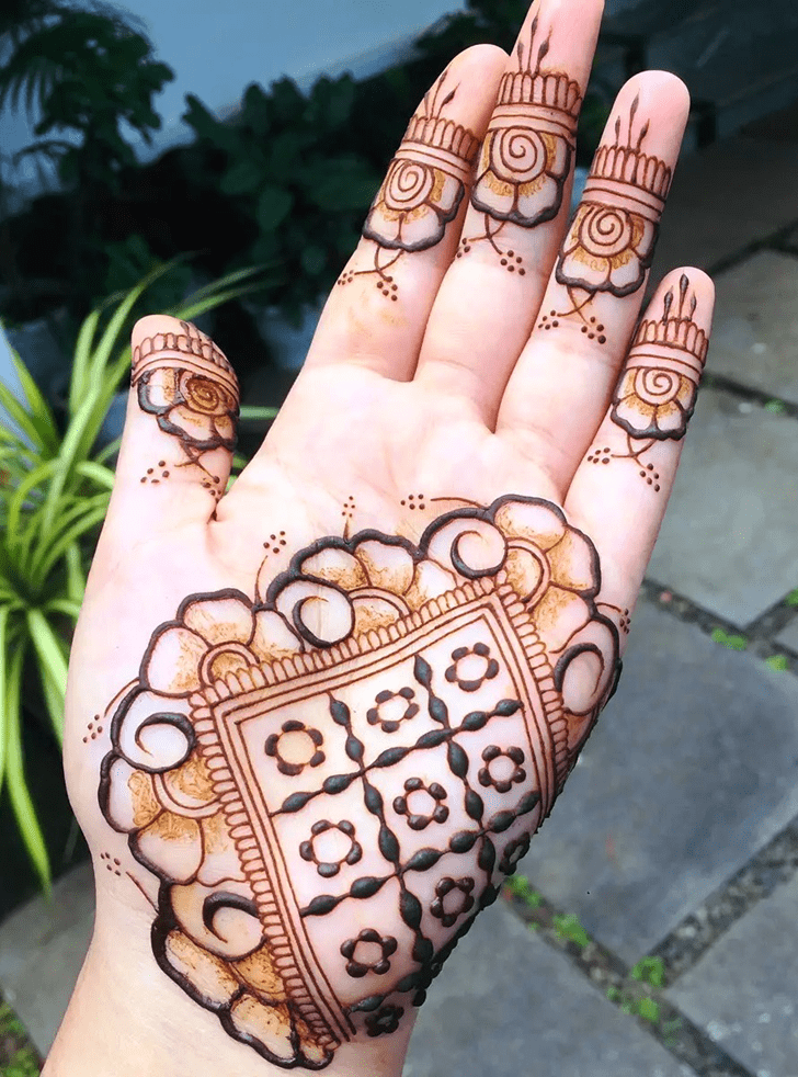 Arm Gulmarg Henna Design