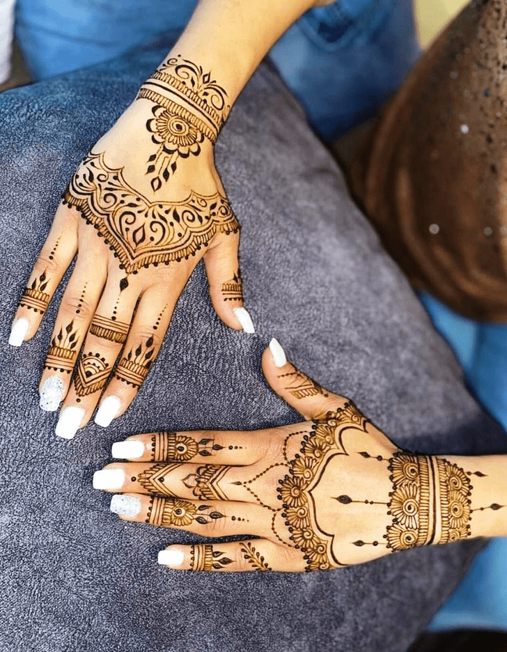 Gorgeous Gulmarg Henna Design