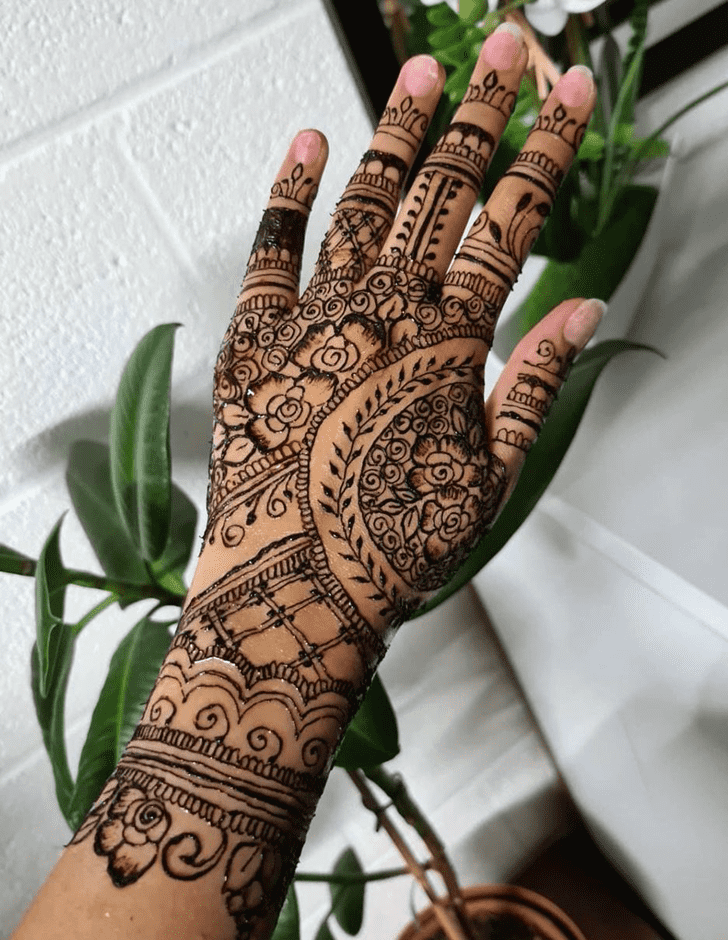 Grand Gulmarg Henna Design