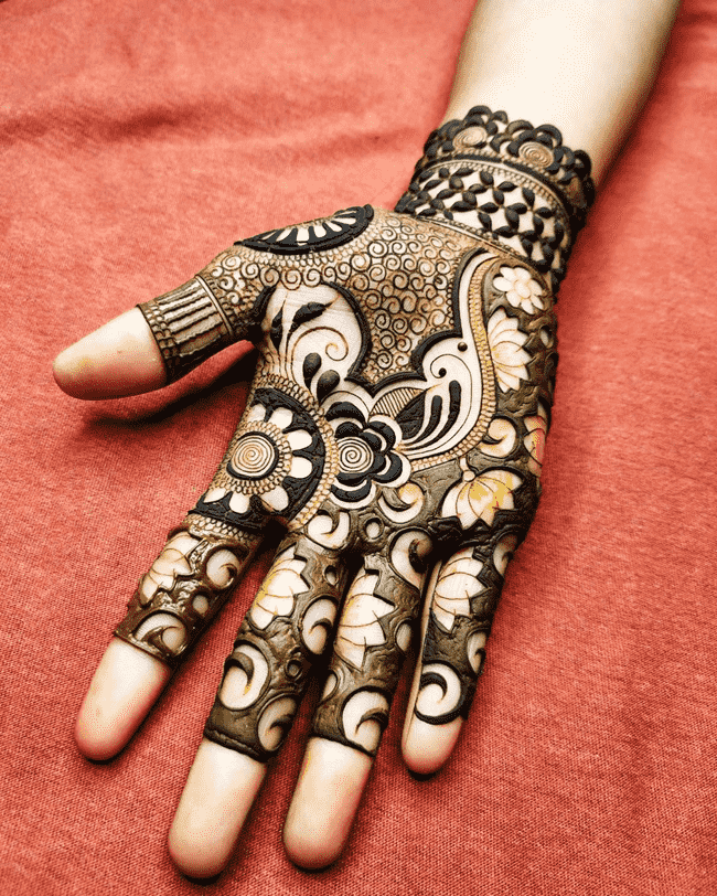 Elegant Gurgaon Henna Design