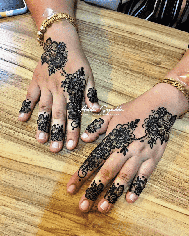 Awesome Gurgaon Henna Design