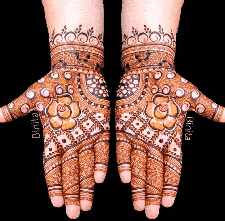 Comely Gurugram Henna Design