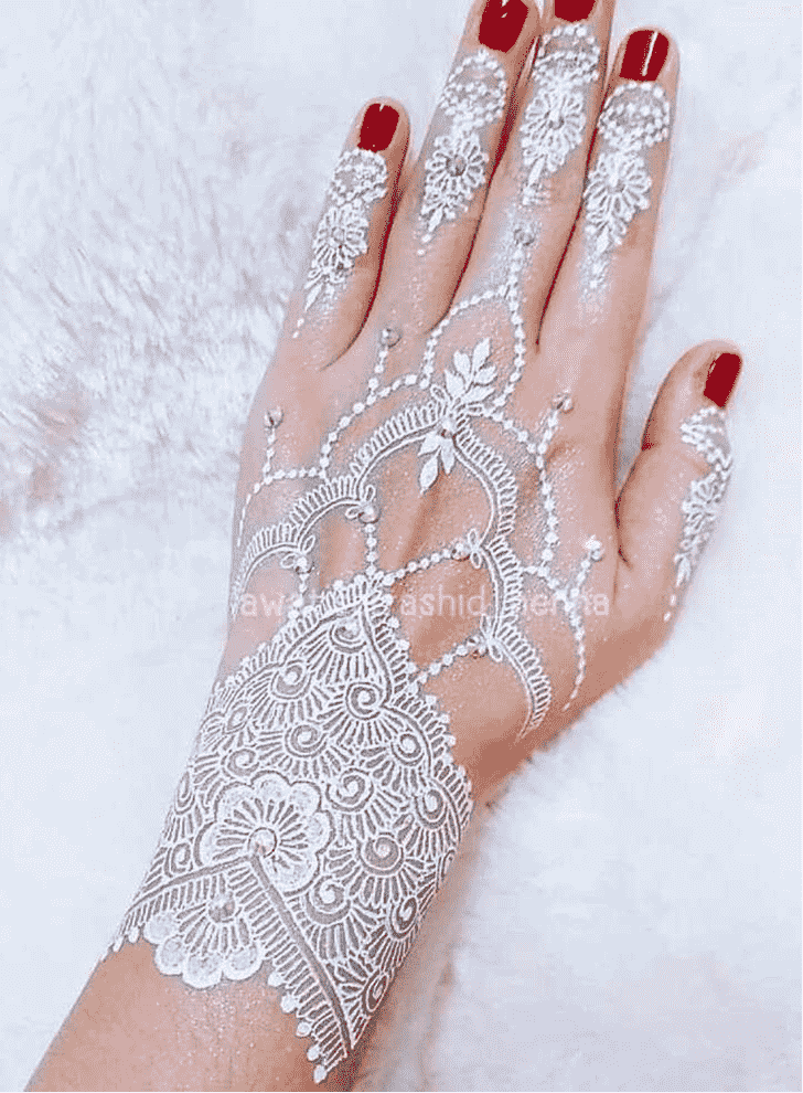 Delicate Gurugram Henna Design