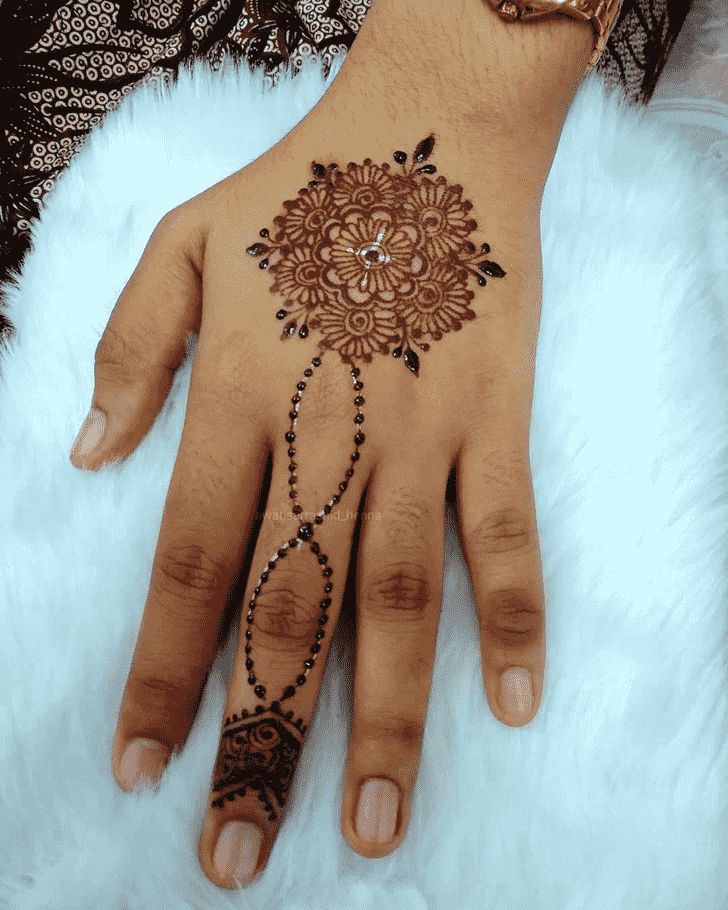 Enthralling Gurugram Henna Design