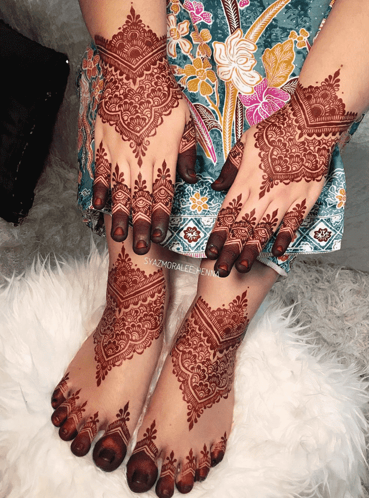 Charming Guwahati Henna Design