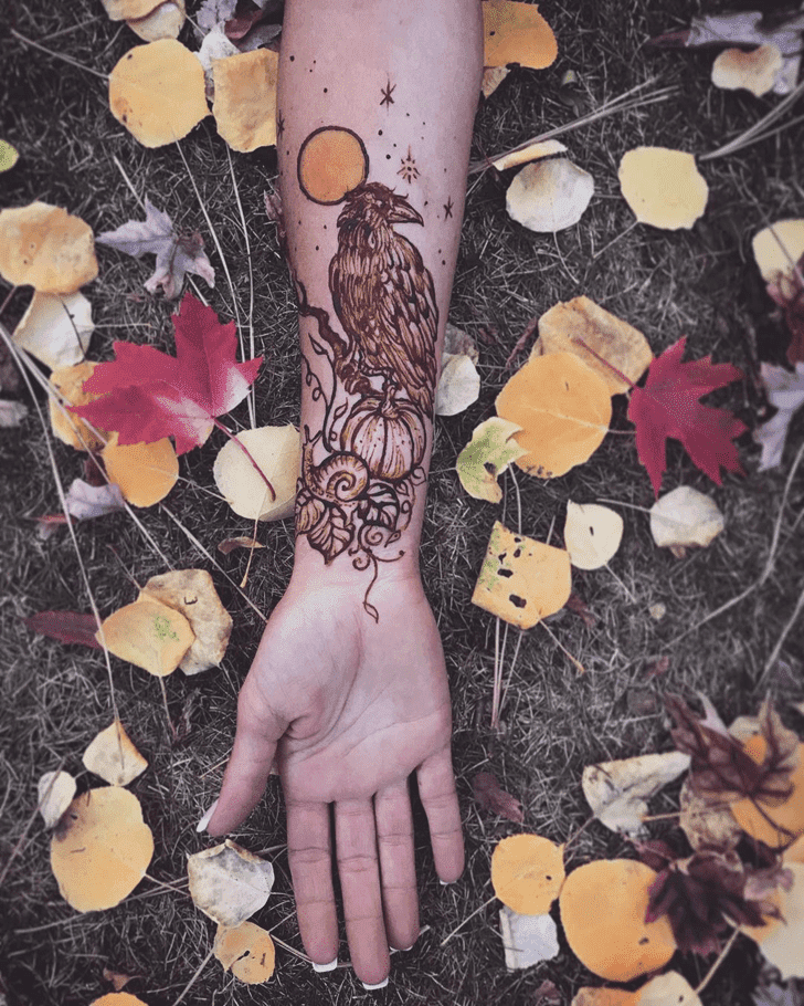 Fascinating Halloween Henna Design