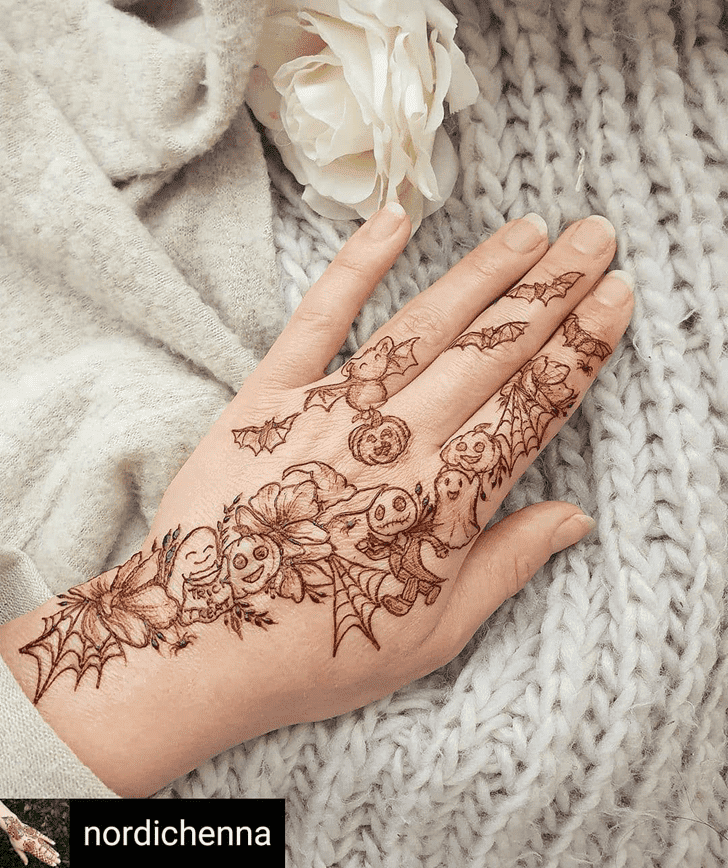 Pretty Halloween Henna Design